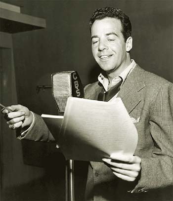 Gerald Mohr as Philip Marlowe