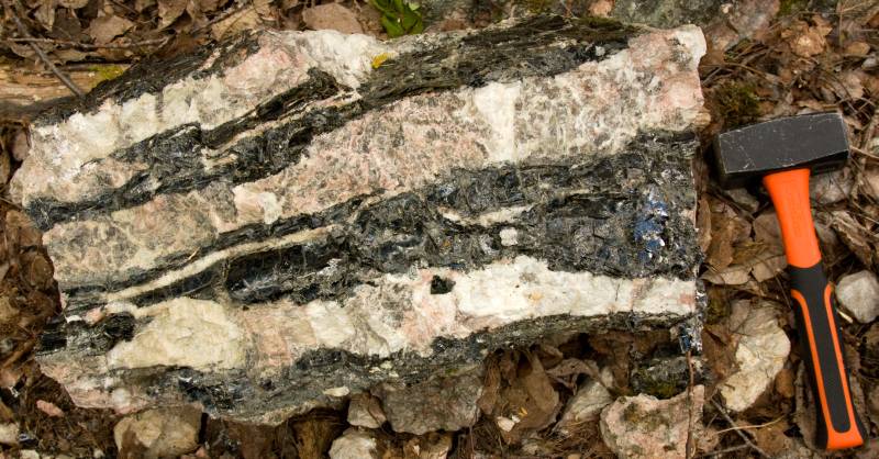 Monzogranitic pegmatite