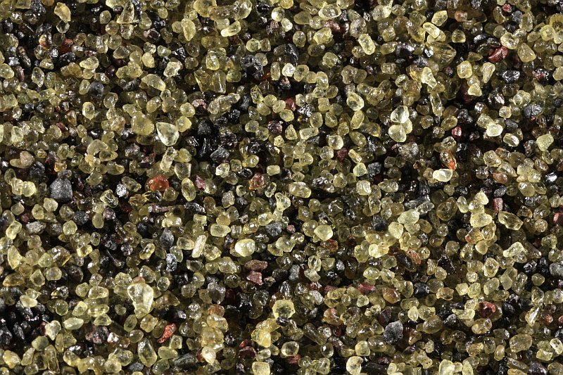 Olivine sand from Sivuqaq