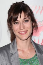 Image of Lizzy Caplan